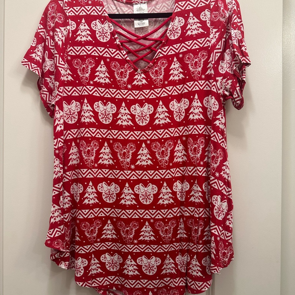 Disney Red Holiday Celebration Women's Top Size Large